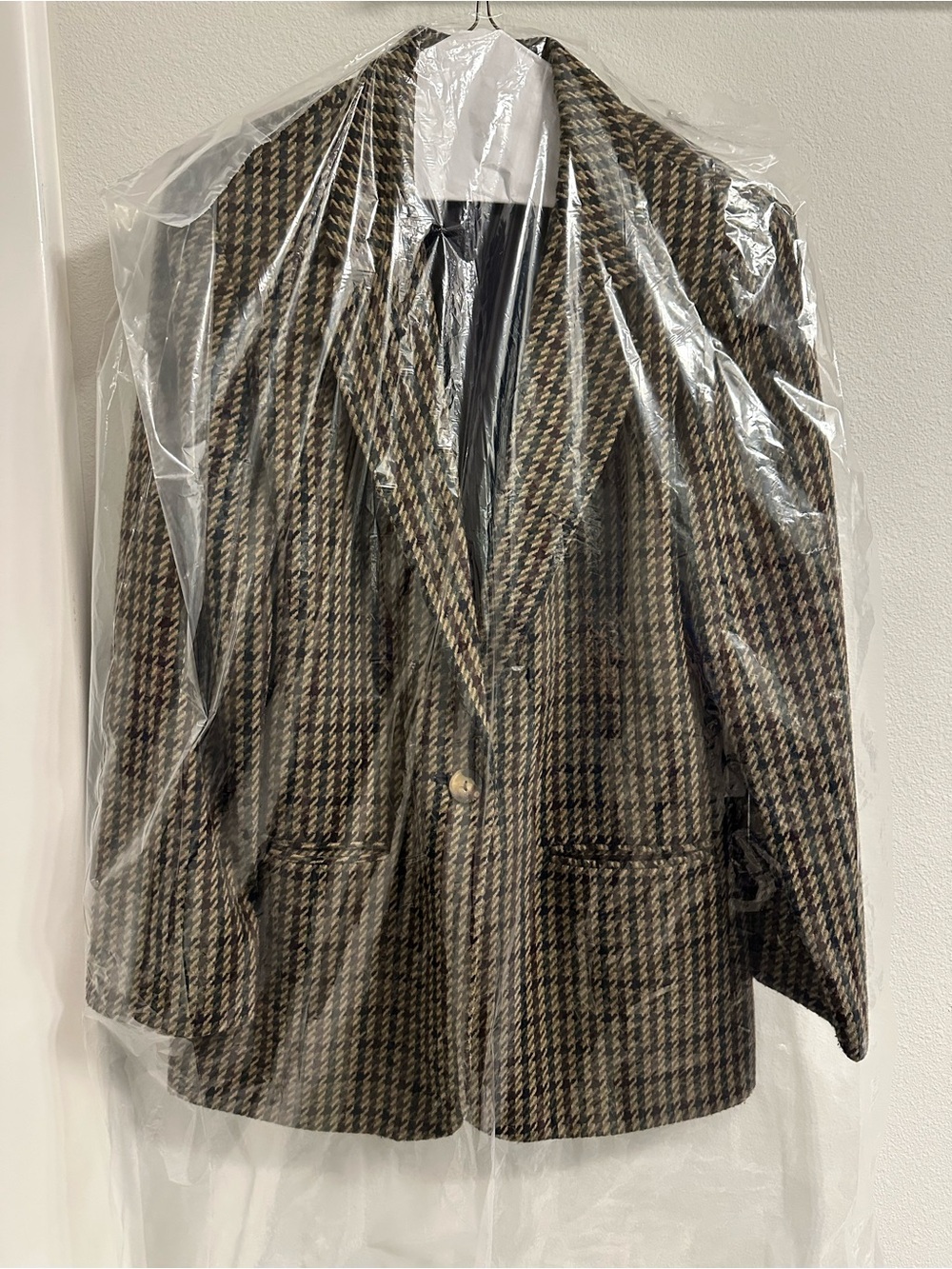 Sag Harbor Brown & Black Houndstooth Women's Blazer size 12 - Picture 6 of 9